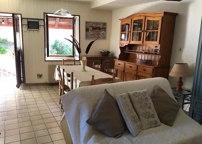 Appartement dans la vieille ville, en face du château