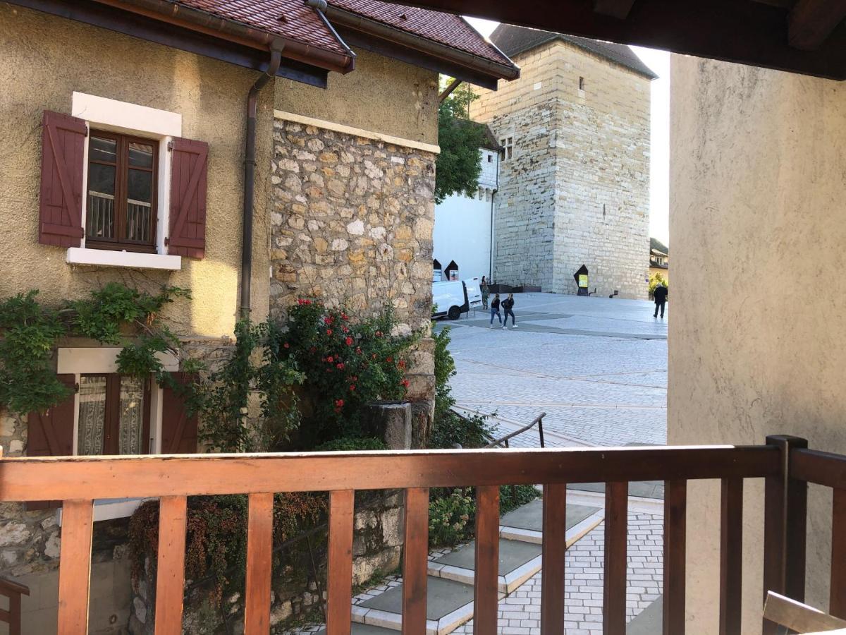 Appartement Dans La Vieille Ville, En Face Du Château